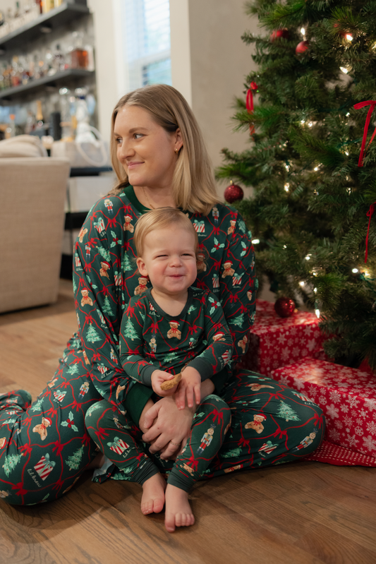 Bear-y Christmas Women's Bamboo Two Piece Pajamas Set